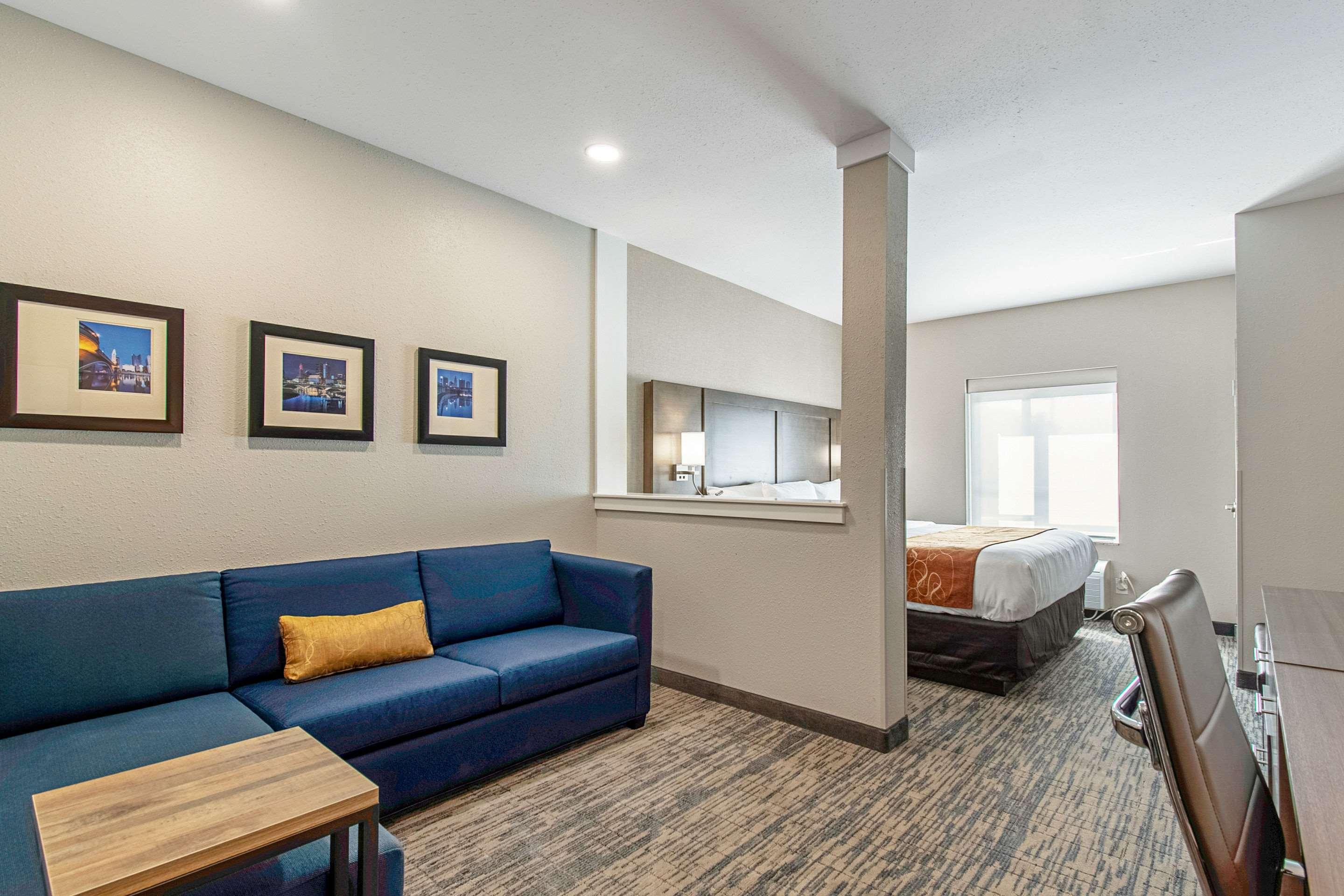 Comfort Suites Grove City - Columbus South Eksteriør bilde