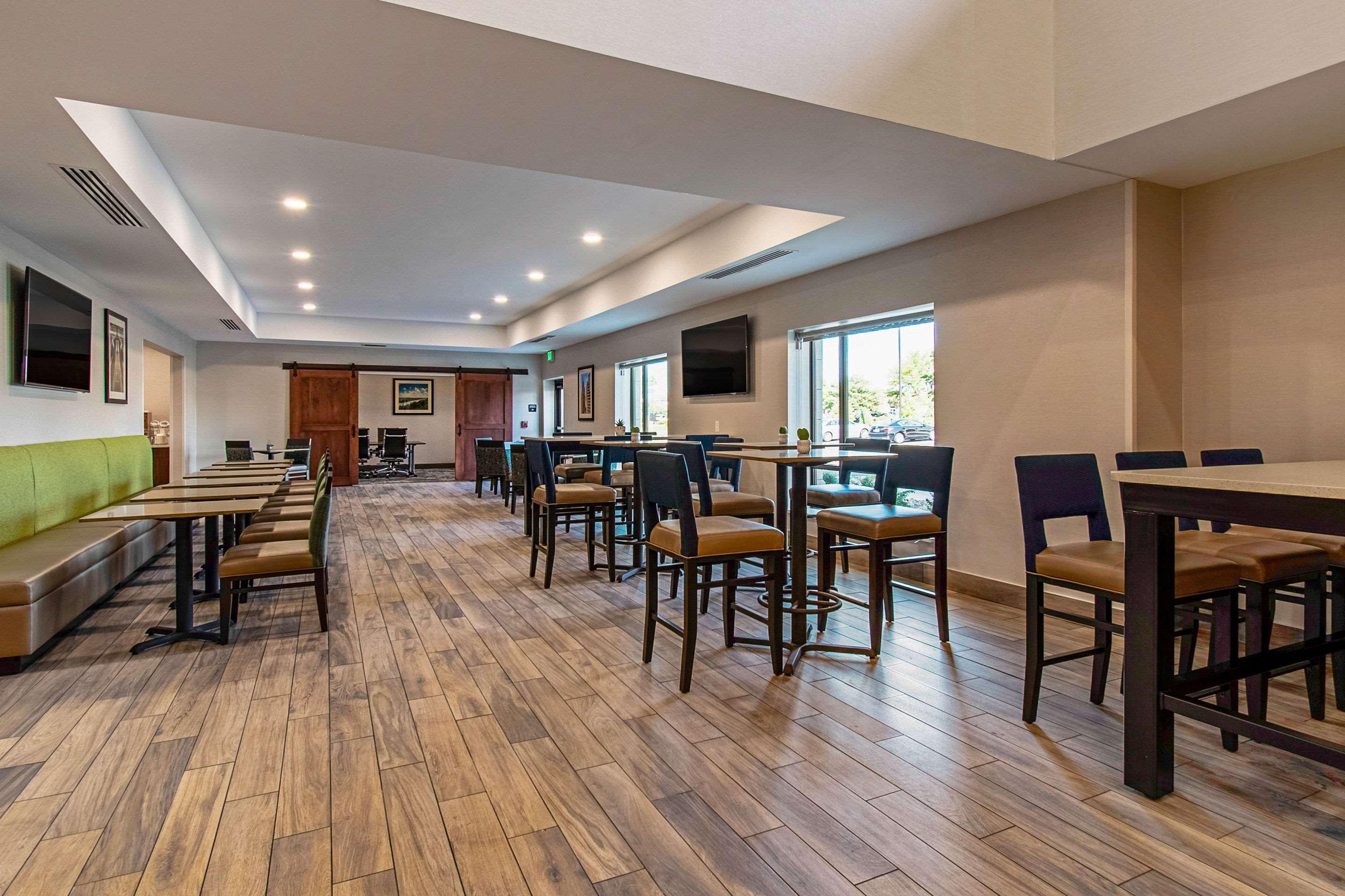 Comfort Suites Grove City - Columbus South Eksteriør bilde