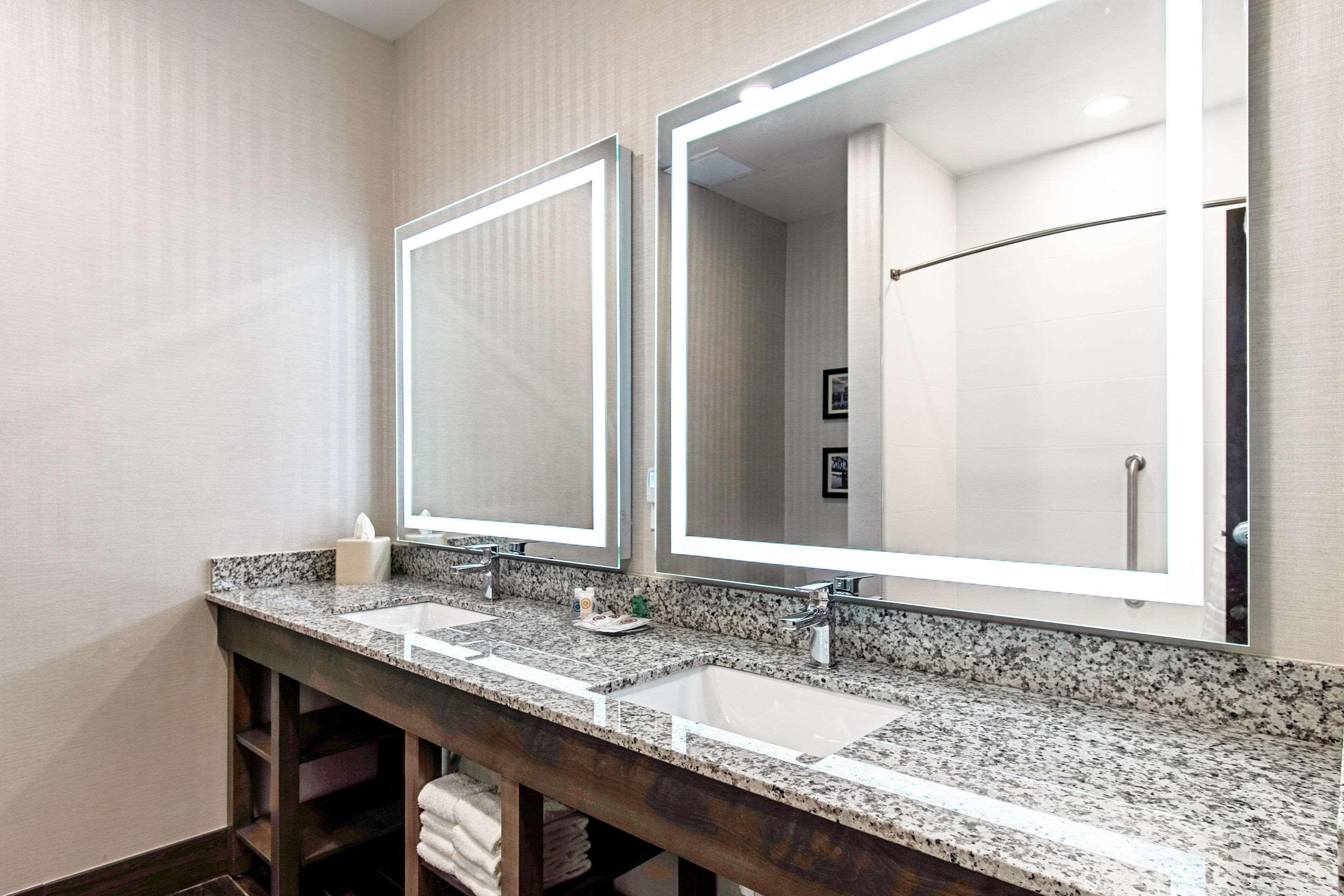 Comfort Suites Grove City - Columbus South Eksteriør bilde
