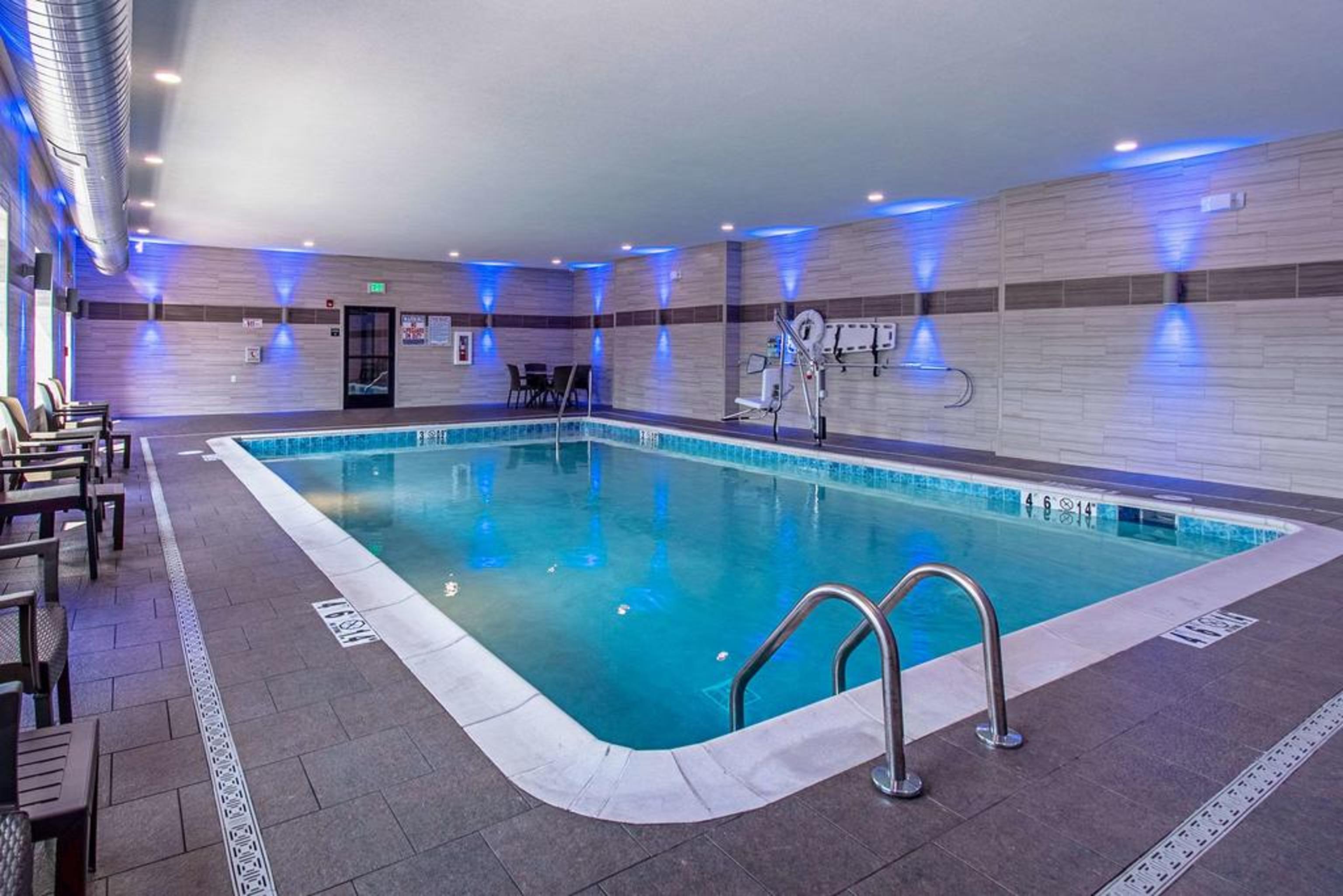 Comfort Suites Grove City - Columbus South Eksteriør bilde